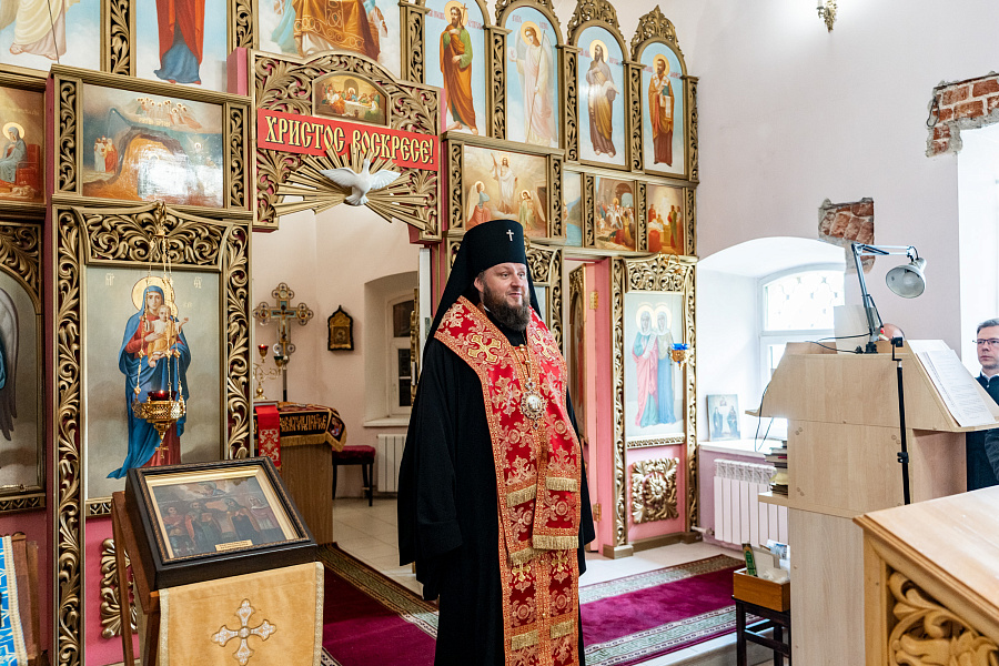 Молебен на начало реставрации Казанского храма города Серпухова